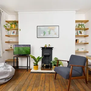Appartement 50 Meters To The Metro, Londres
