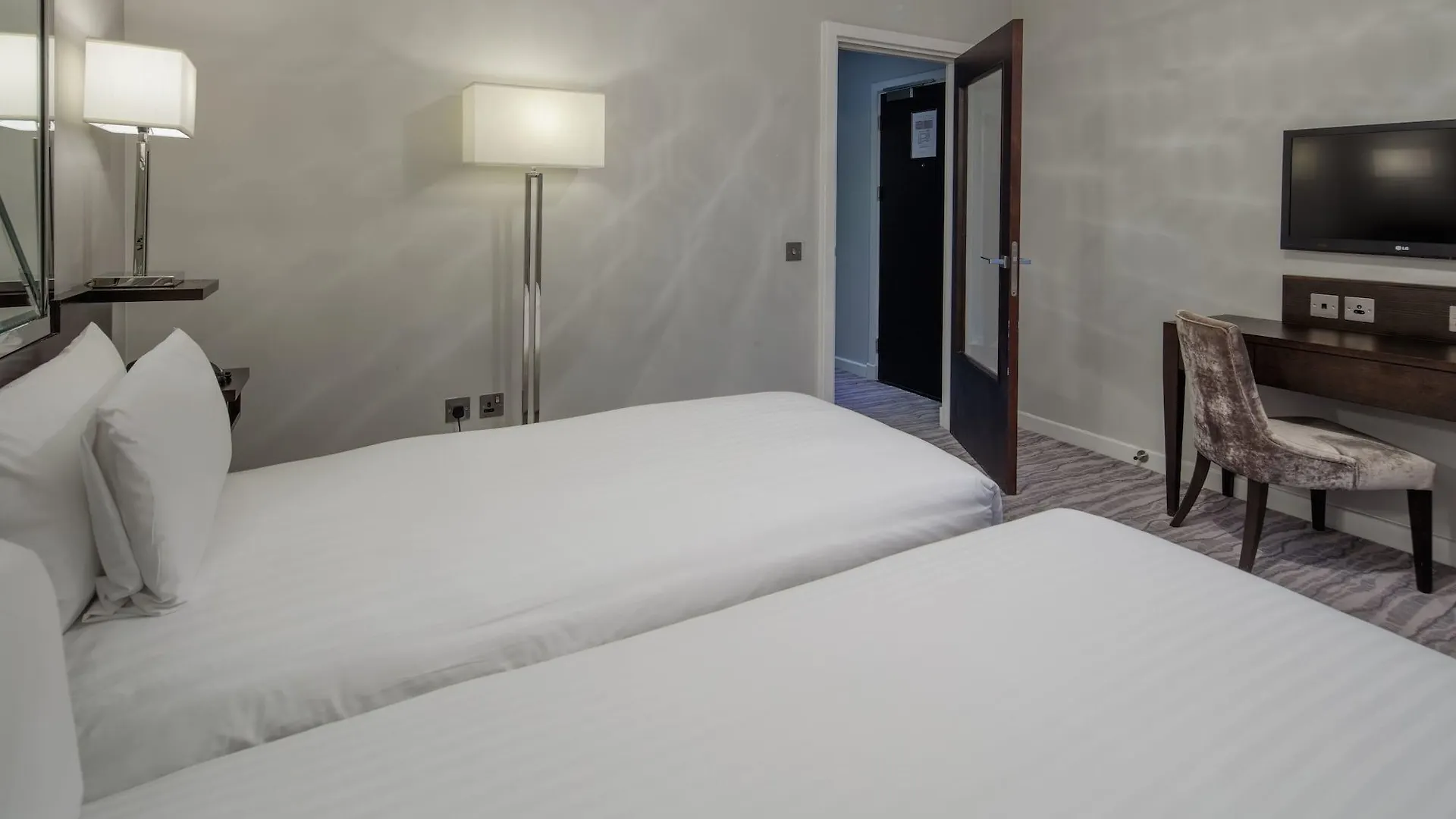 Doubletree By Hilton London - Greenwich 4*,